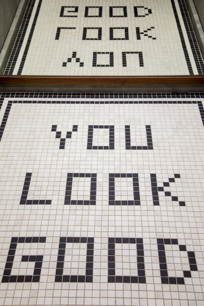 Mosaico "You look good"